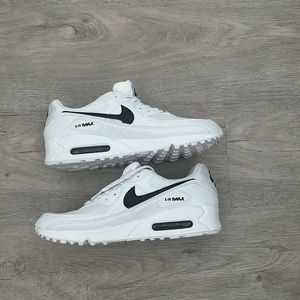 Nike Air Max 90 (women’s)